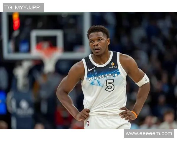 勇士与森林狼第四节激战回顾关键时刻的精彩瞬间与战术分析