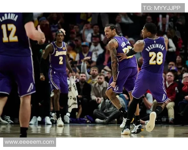 2018年湖人队在11月5日比赛第一节精彩表现回顾与分析