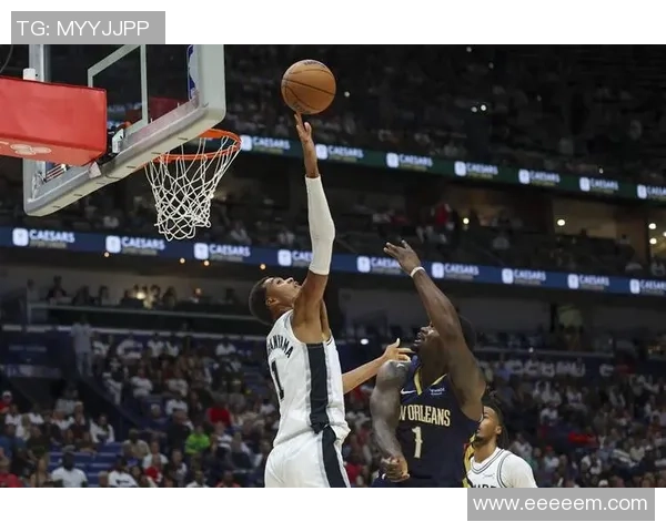 回绝25分大逆转!马刺7人上双惊险赢球,新星33+10+10狂刷纪录 回绝25分大逆转!马刺7人上双惊险赢球,新星33+10+10狂刷纪录